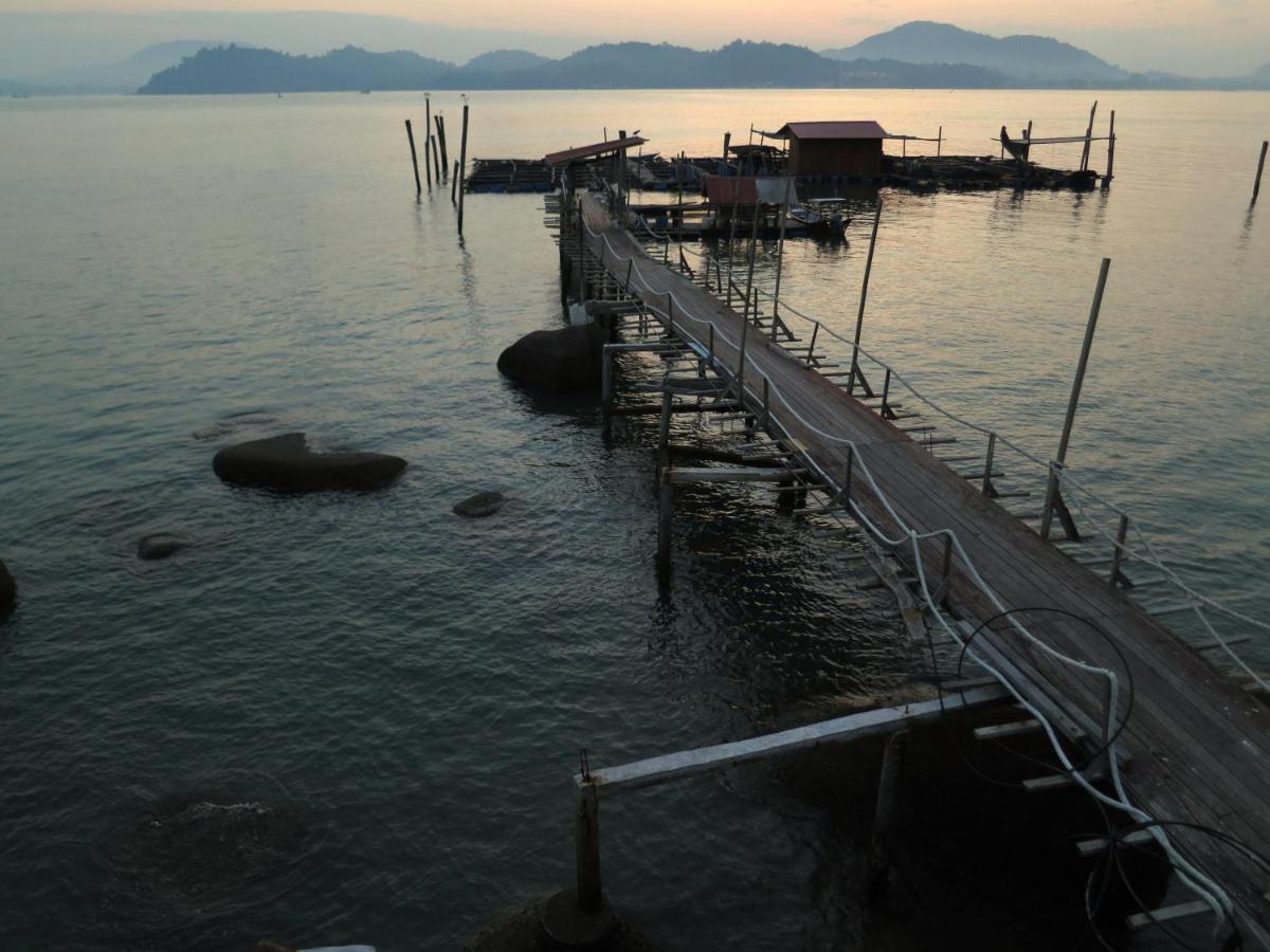 Hotel Pangkor Fish House Pekan Pangkor Exterior foto
