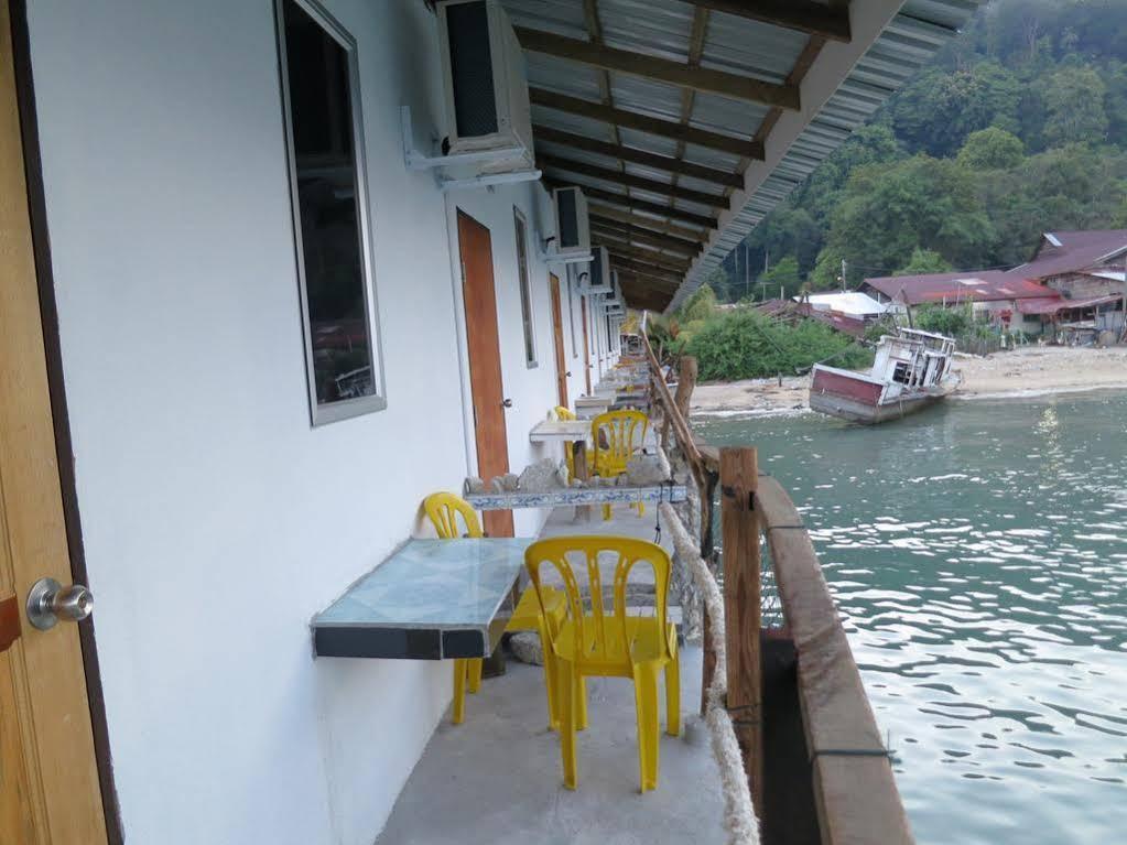 Hotel Pangkor Fish House Pekan Pangkor Exterior foto