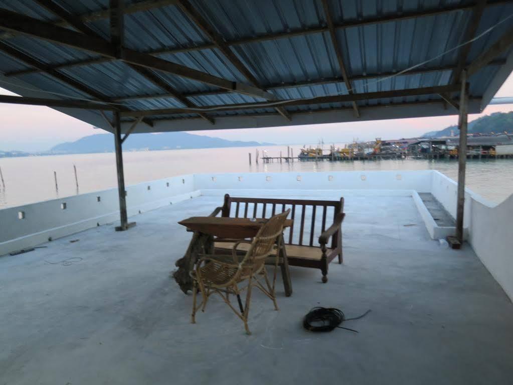 Hotel Pangkor Fish House Pekan Pangkor Exterior foto