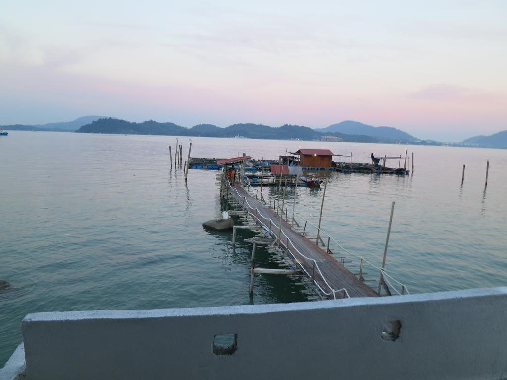 Hotel Pangkor Fish House Pekan Pangkor Exterior foto