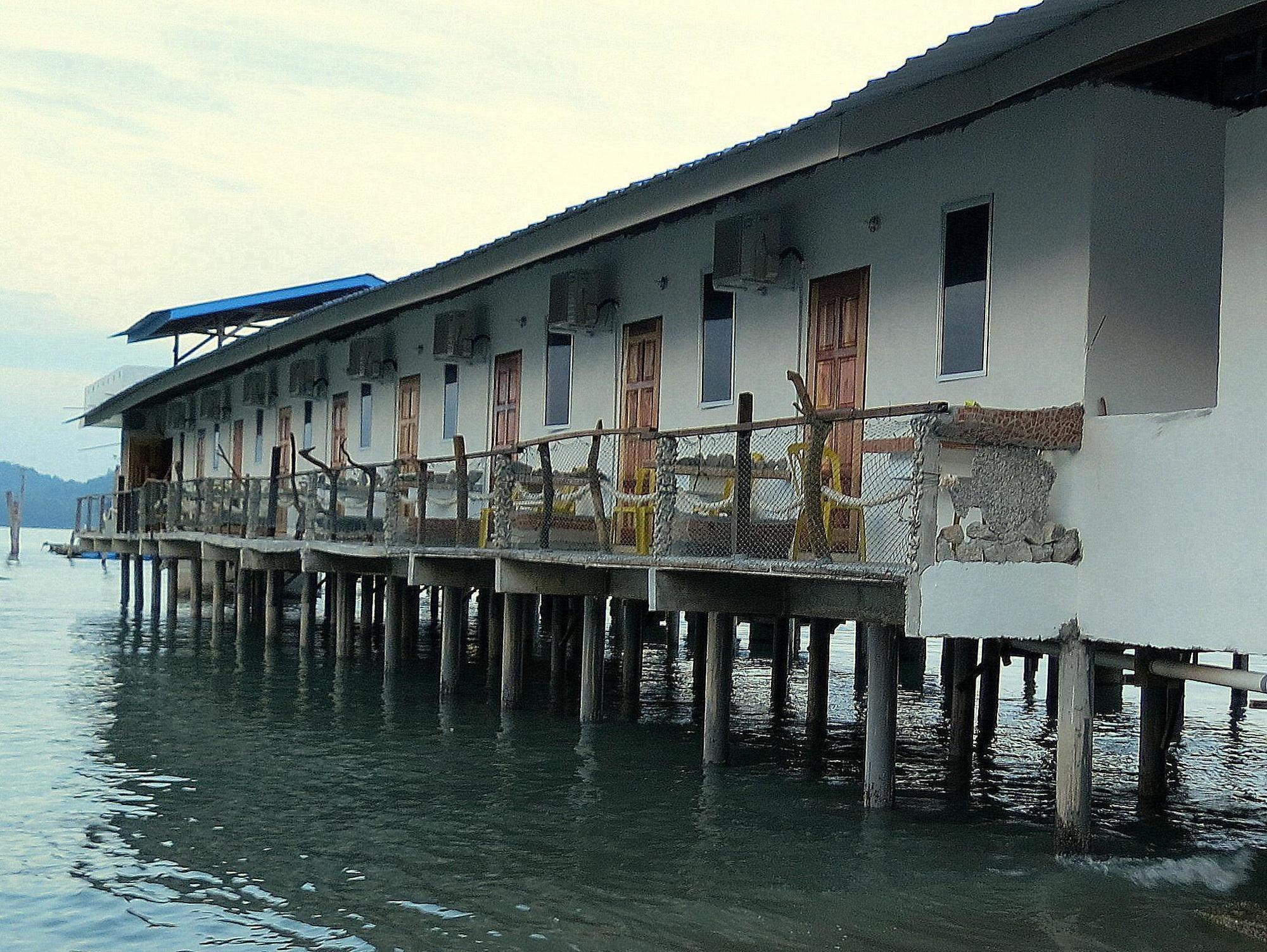 Hotel Pangkor Fish House Pekan Pangkor Exterior foto